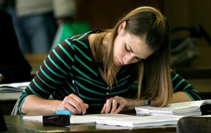 VISTO PER MOTIVO DI STUDIO  Fissato il numero massimo di visti di ingresso per laccesso alluniversit e gli studi di alta formazione degli studenti stranieri.